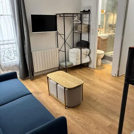Appartamento In 9th Arrondissement Parigi